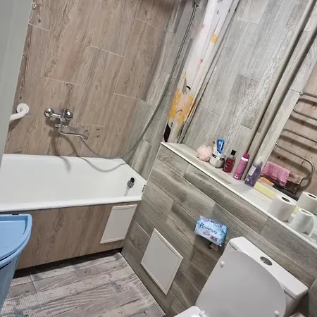 174 Δωμάτια σε οικογενειακή κατοικία